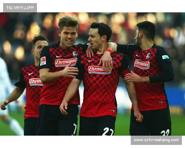 弗赖堡1-1战平海登海姆，格里弗点射